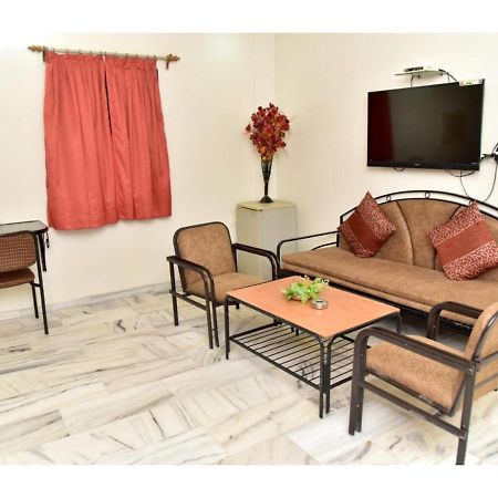 Hotel Dwarka, Nagpur Exterior photo